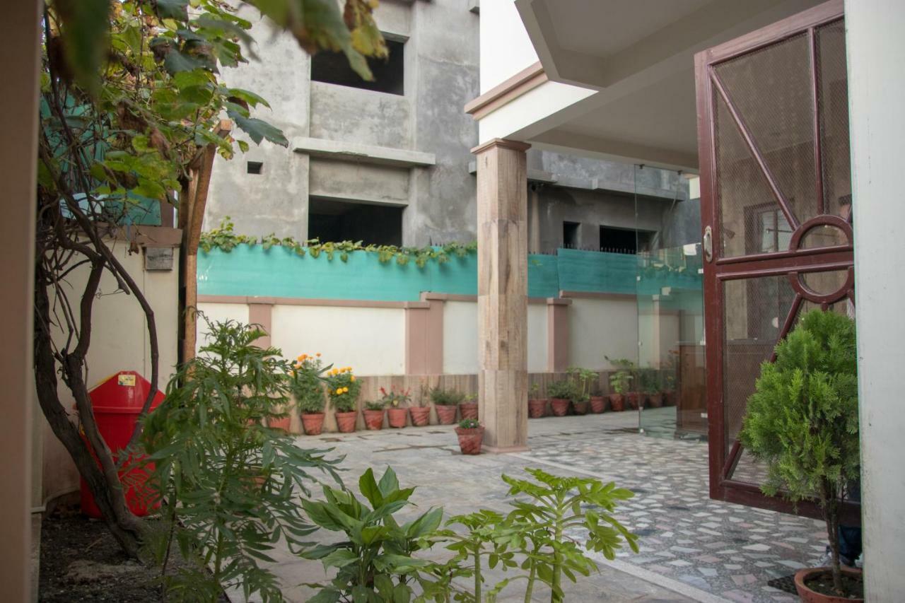 Hostmandu B&B Lalitpur Экстерьер фото